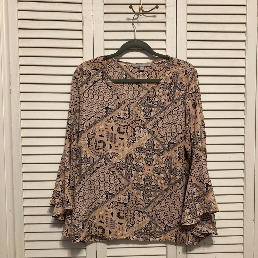 Valerie Stevens Pink And Blue Bell Sleeve Blouse Size Medium